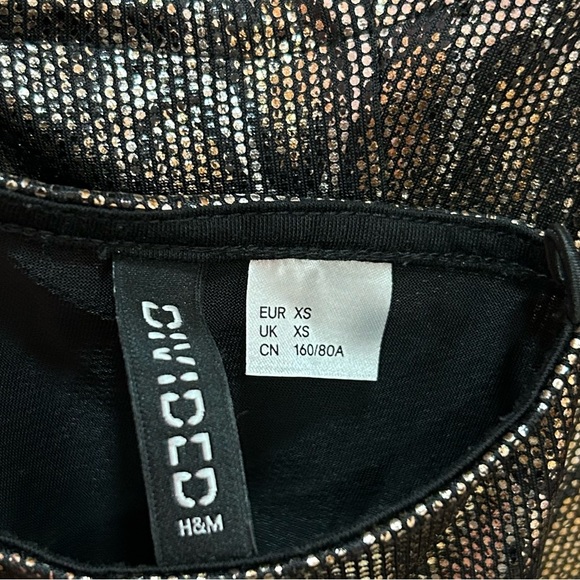 H&M METALLIC BODYCON DRESS - Picture 4 of 5